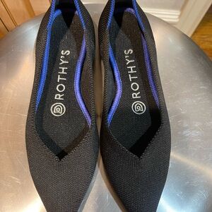 Rothy’s Pointed Toe ballet Flats